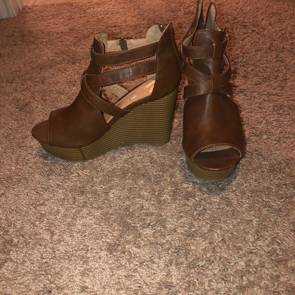 Report Wedges - Picture 2 of 4